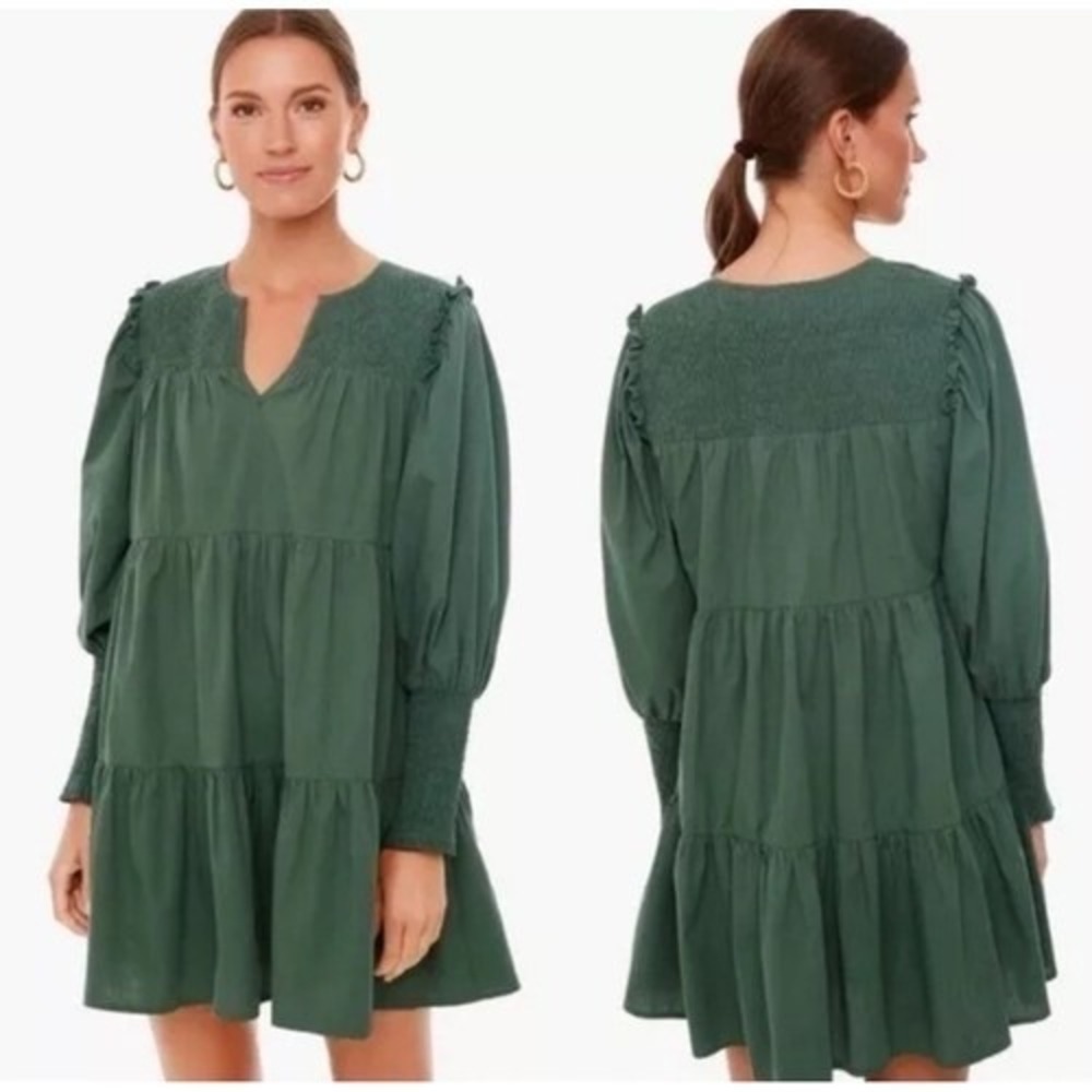 Tuckernuck Pomander Place Dress M Ceci Smocked Long‎ Sleeve Green Tiered Boho